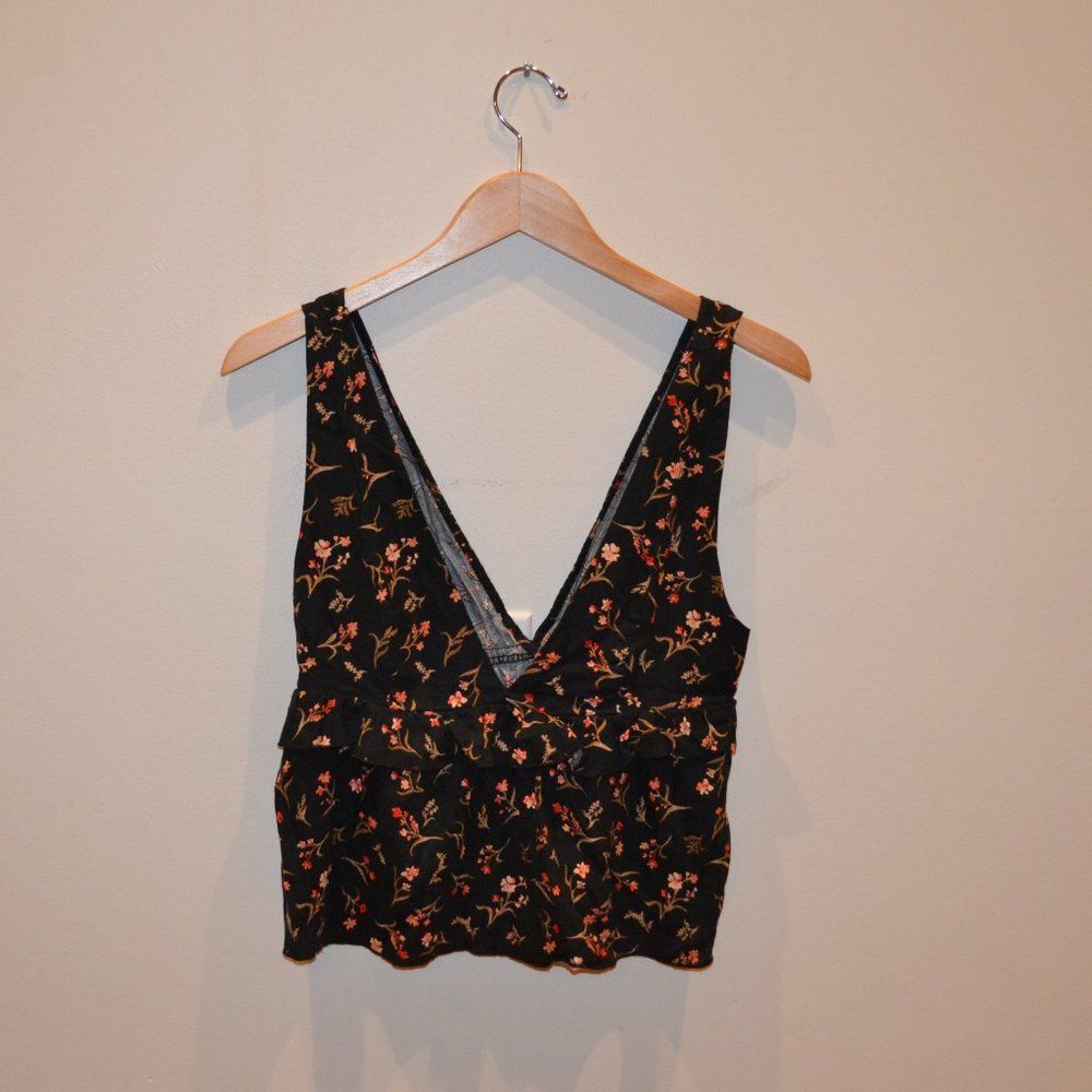 Urban Outfitters Size S Black Floral Tank Top